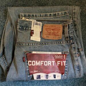 NEW Vintage Levi's Men's 560 Comfort Fit Jeans 33 x 30